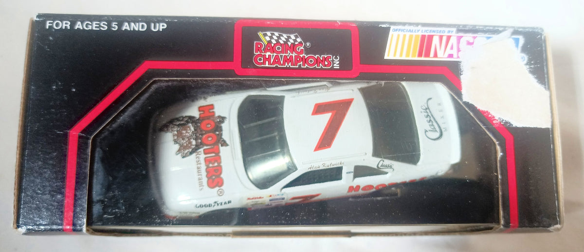 Racing Champions 1992 Alan Kulwicki #7 Hooters Restaurants NASCAR 1:43 - TulipStuff