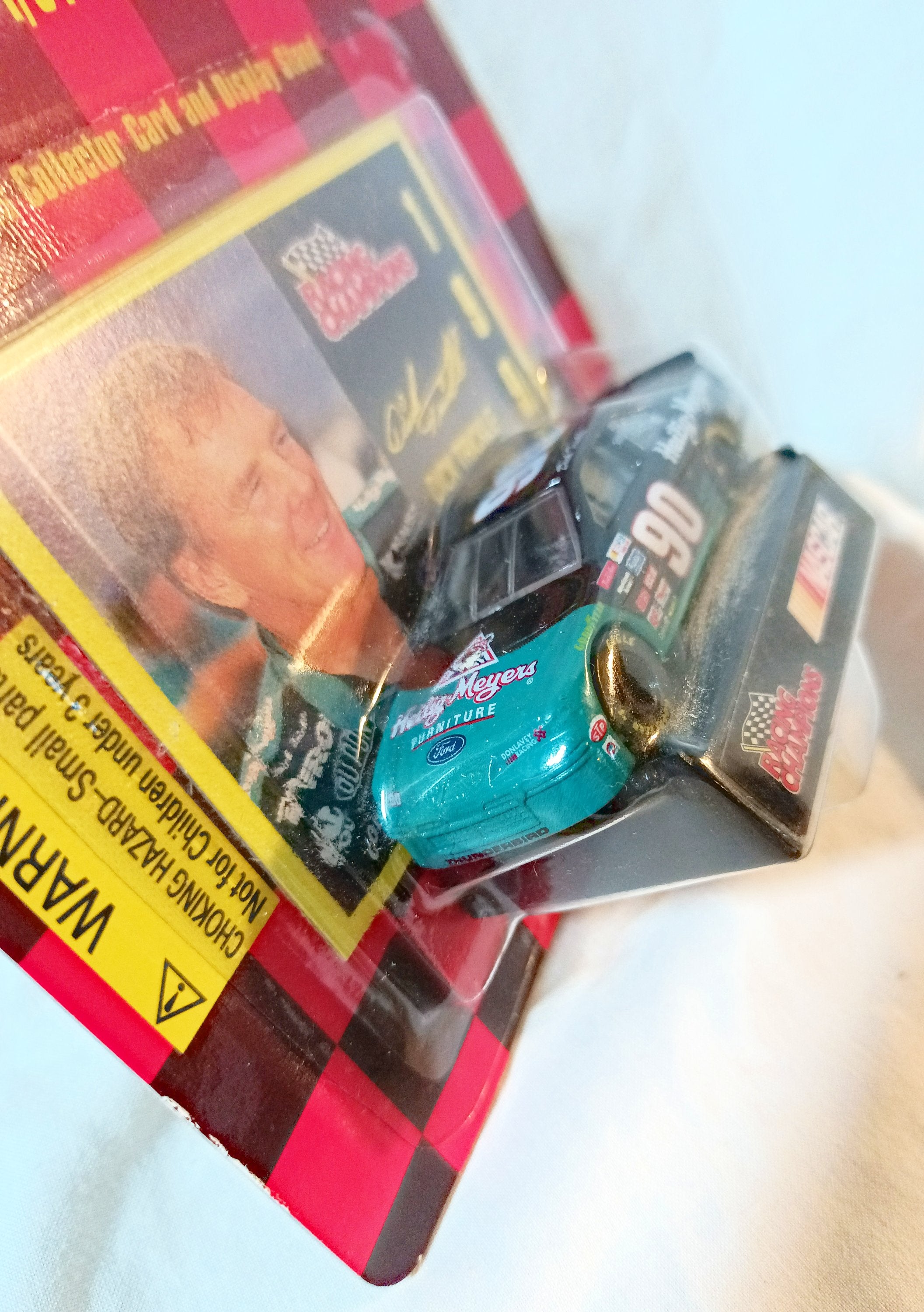 Racing Champions Nascar 1997 Dick Trickle #90 Heilig-Meyers Taurus