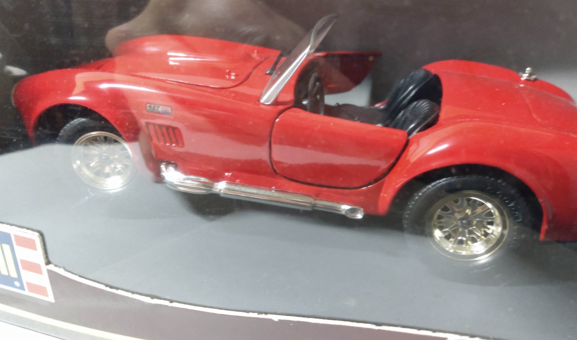 Revell 8617 Shelby 427 Cobra Convertible 1:24 Scale Diecast Metal Car 1992 - TulipStuff