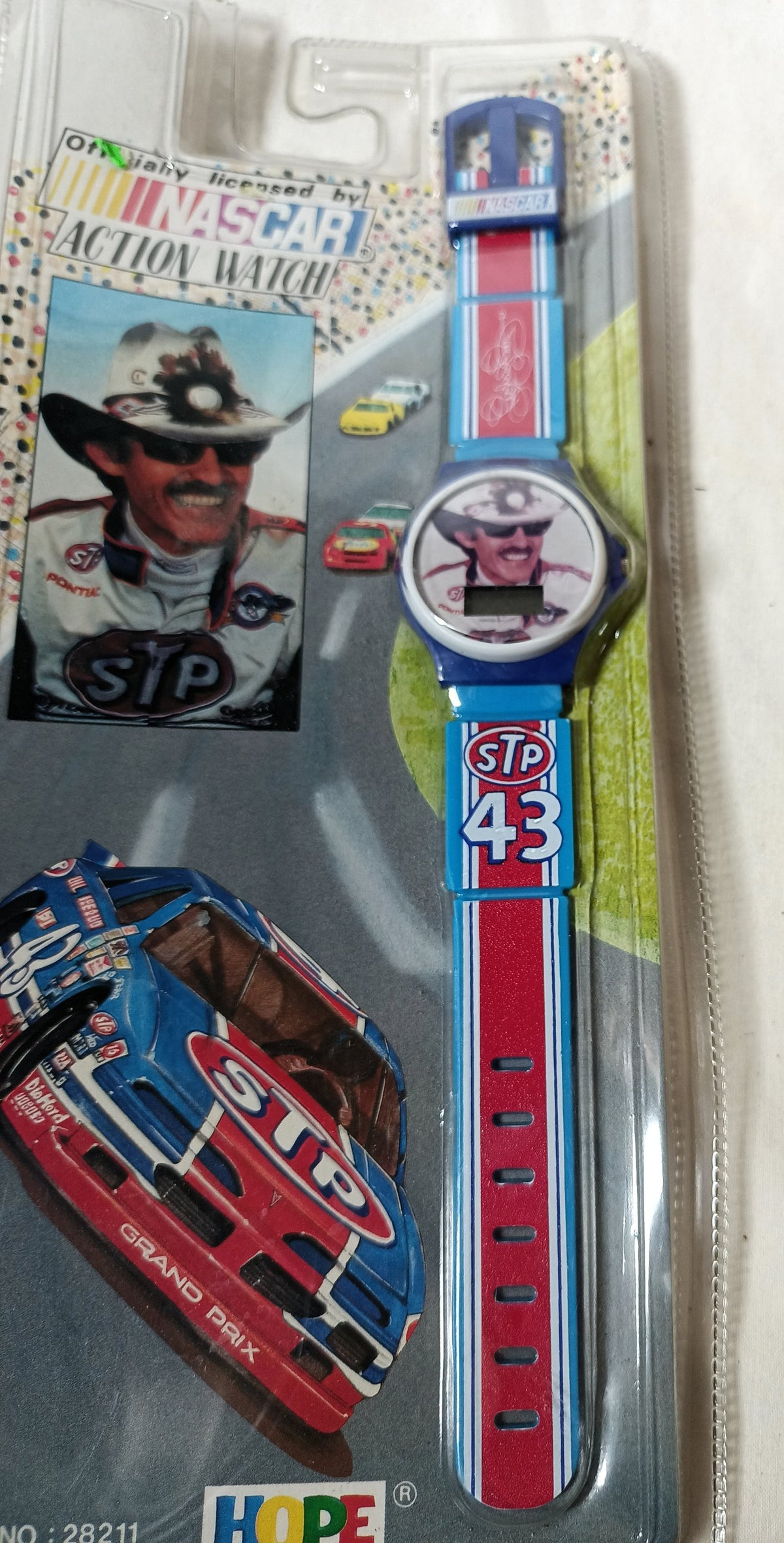 Richard Petty #43 STP NASCAR Digital Quartz Action Watch 1992 - TulipStuff