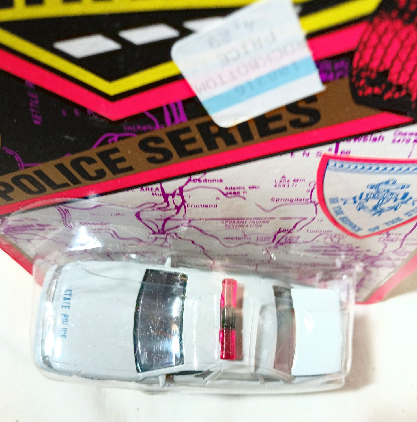 Road Champs Rhode Island State Police Ford Crown Victoria 1995 1:43 - TulipStuff