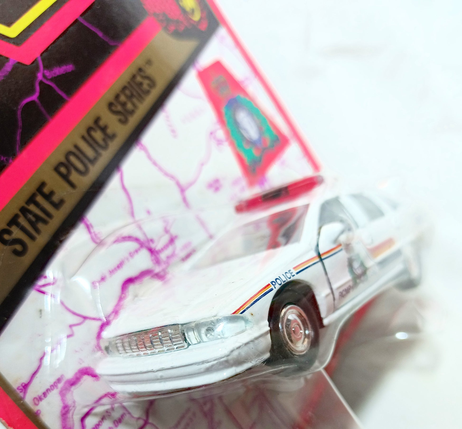 Road Champs RCMP Royal Canadian Mounted Police Chevy Caprice 1:43 - TulipStuff