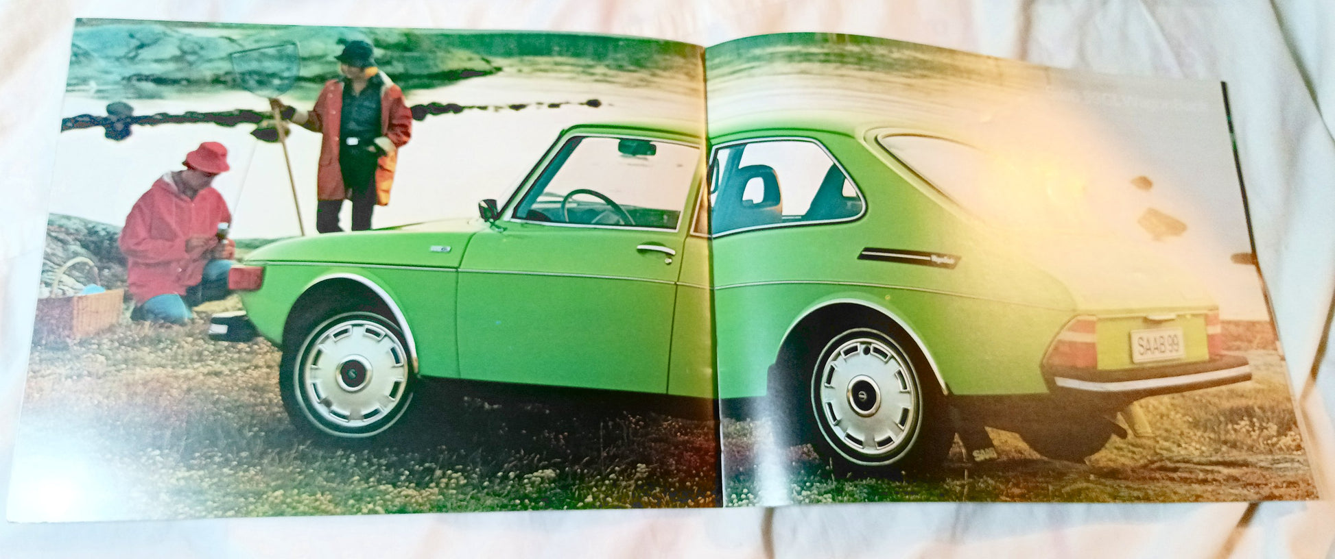Saab 1976 Dealer Sales Brochure 99GL Sedan WagonBack EMS - TulipStuff