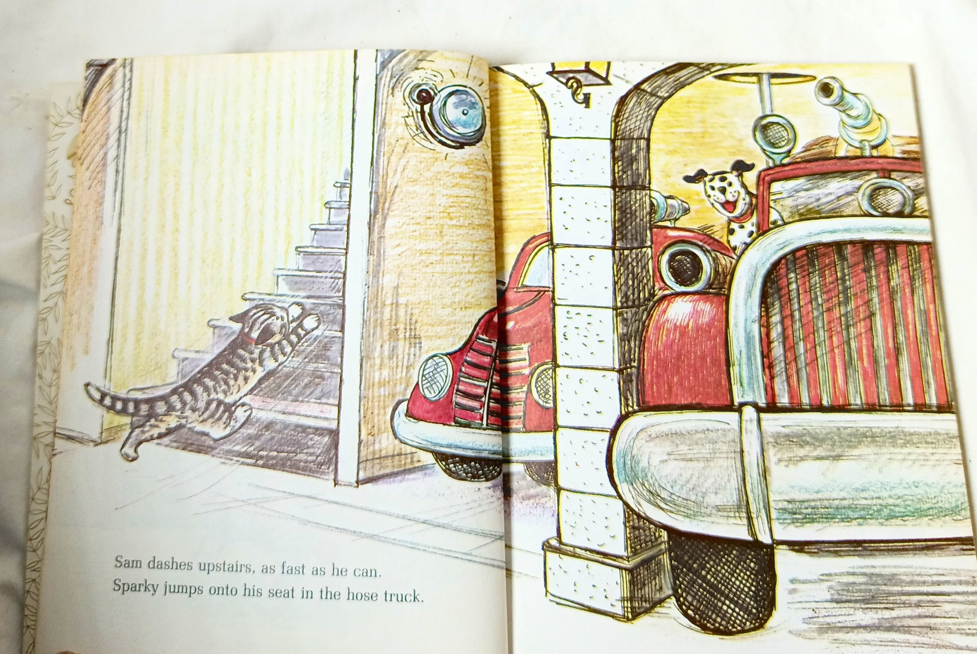 Sam The Firehouse Cat Little Golden Book Virginia Parsons 1971 - TulipStuff