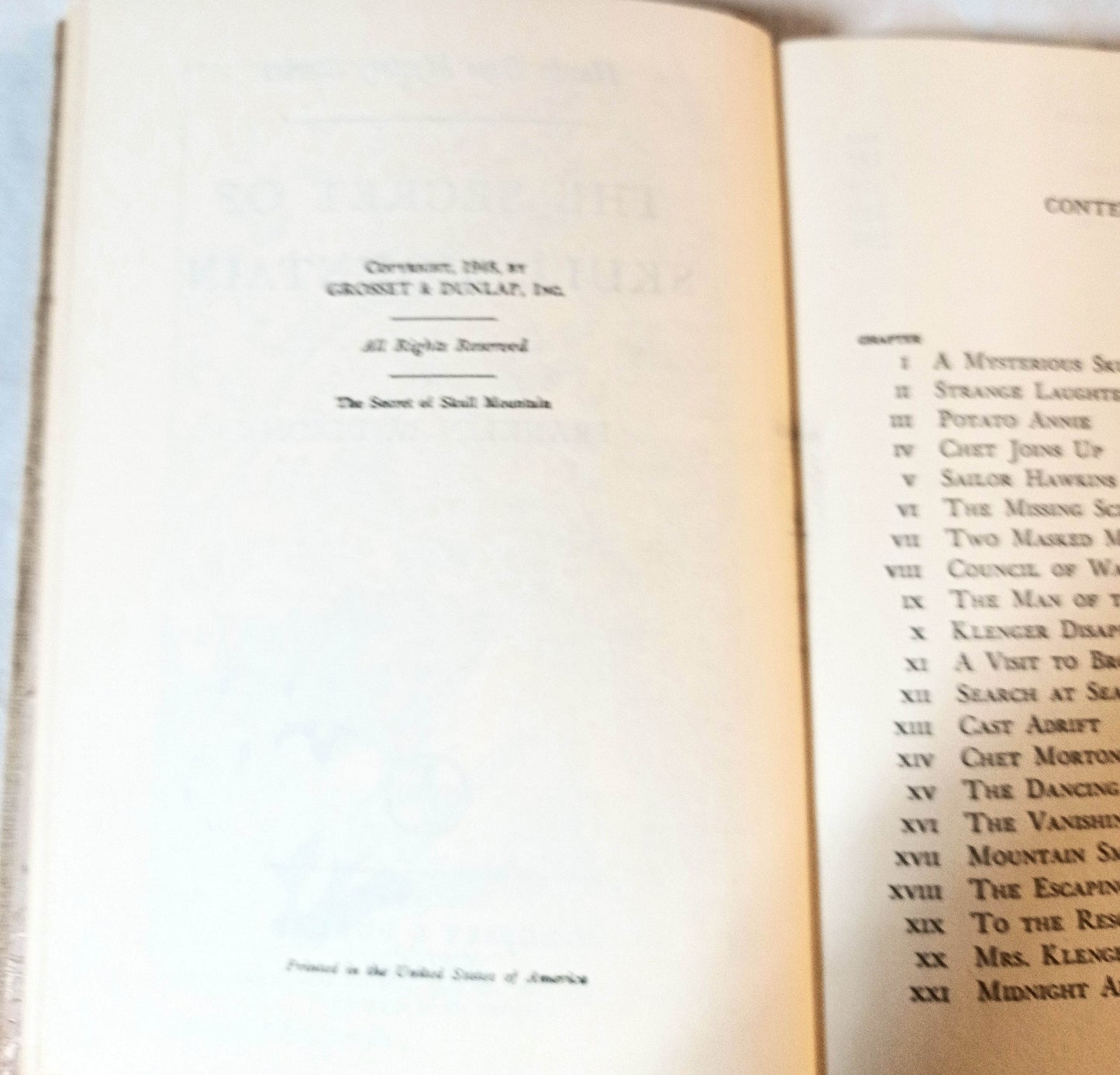 The Hardy Boys The Secret Of Skull Mountain Franklin W Dixon 1957 - TulipStuff