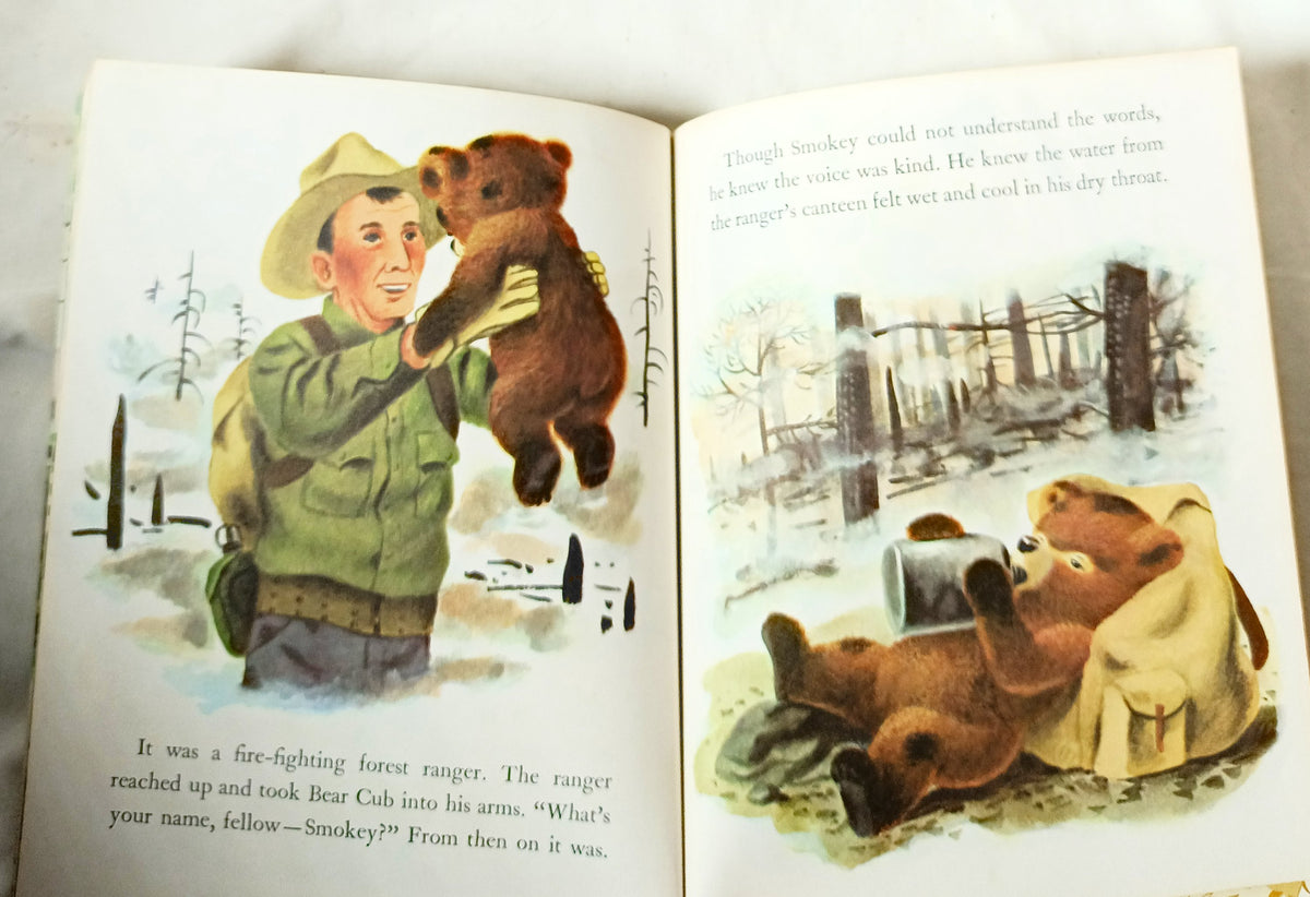 Smokey The Bear Little Golden Book Richard Scarry Jane Werner 1968 - TulipStuff