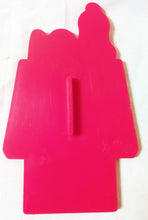 Load image into Gallery viewer, Hallmark Peanuts Snoopy On Doghouse Jumbo Cookie Cutter 1970&#39;s - TulipStuff
