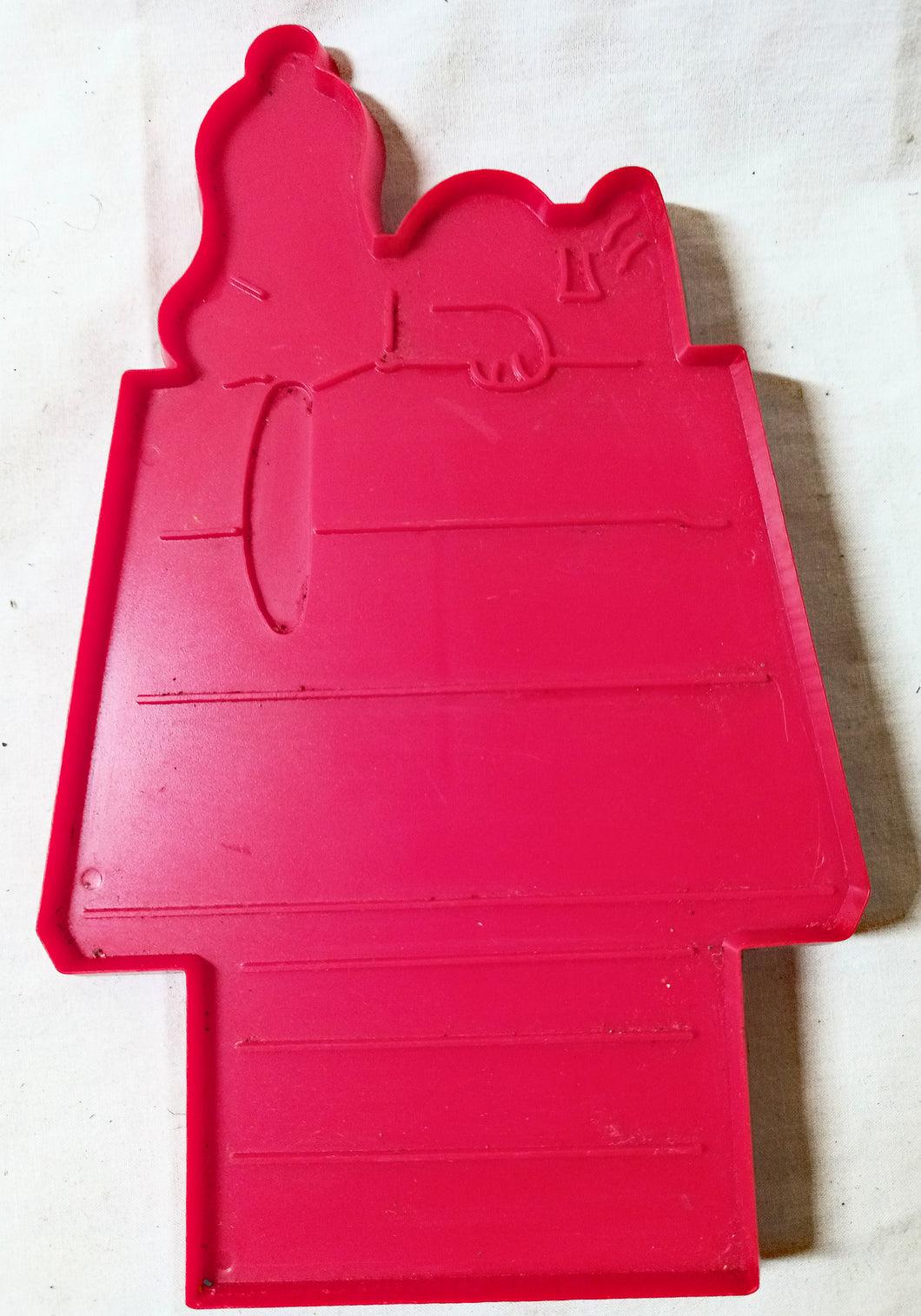 Hallmark Peanuts Snoopy On Doghouse Jumbo Cookie Cutter 1970's - TulipStuff