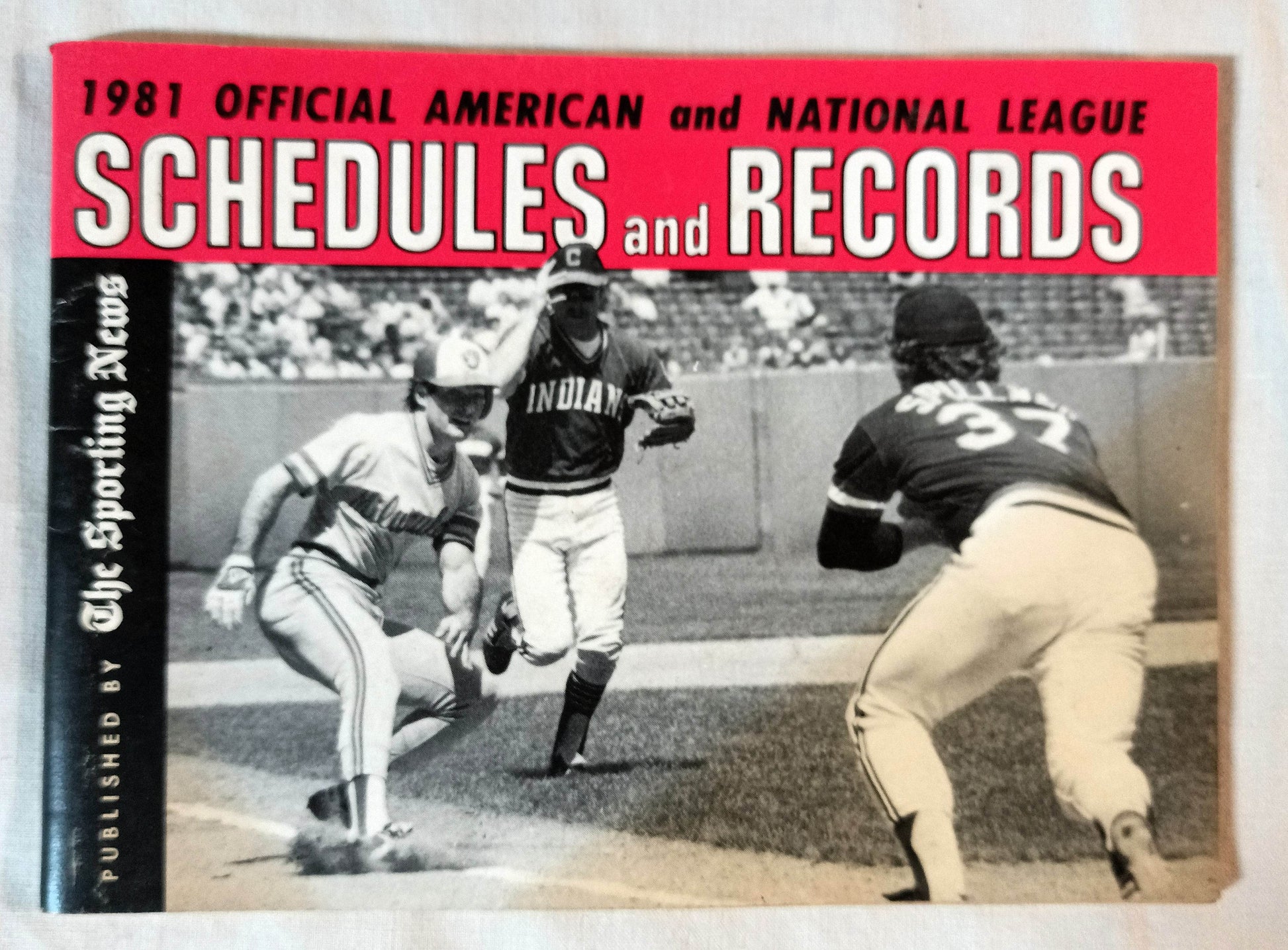 Sporting News 1981 Official AL NL Baseball Schedules And Records - TulipStuff