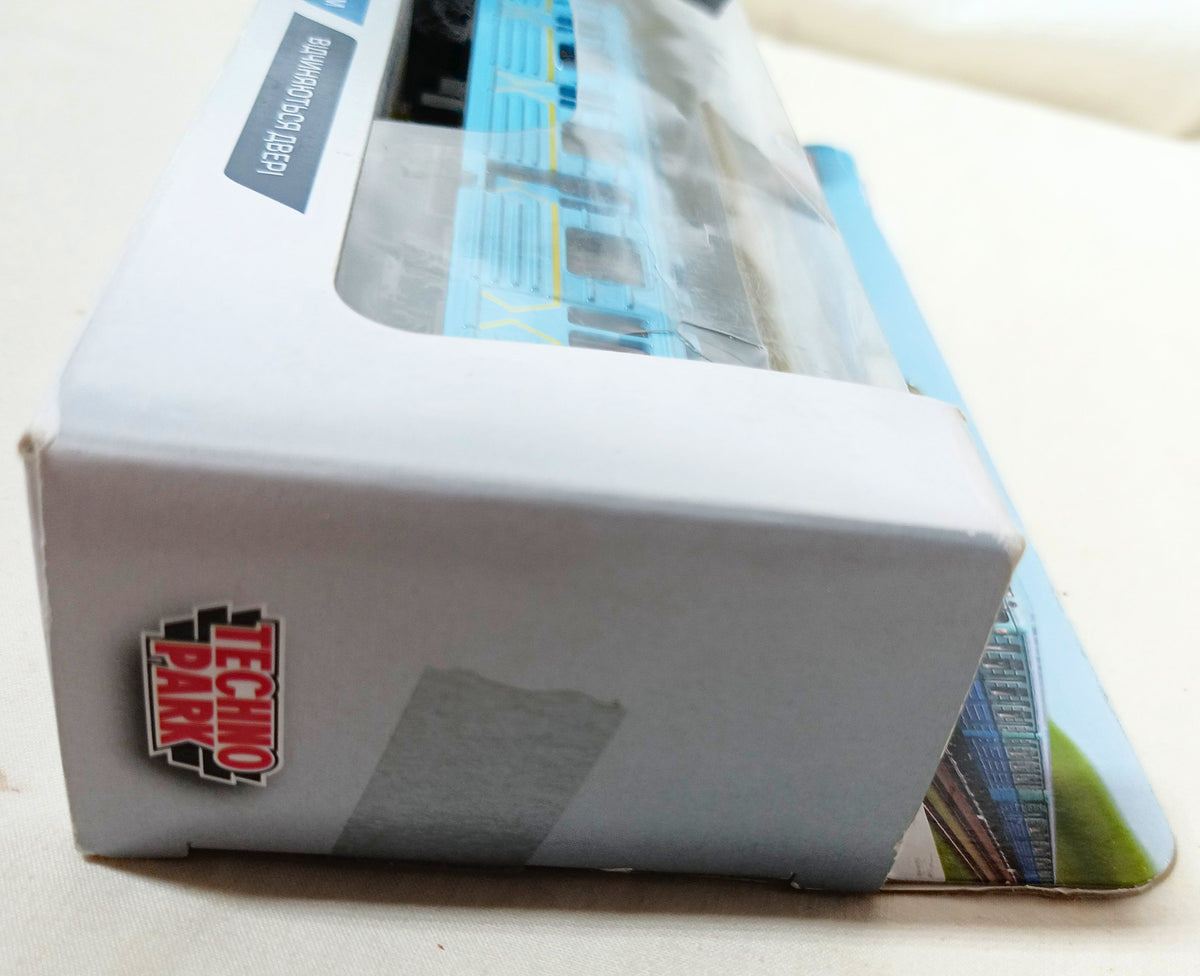 TechnoPark Ukrainian Subway Metro Wagon 81‑717/714 Train Car 2019 - TulipStuff