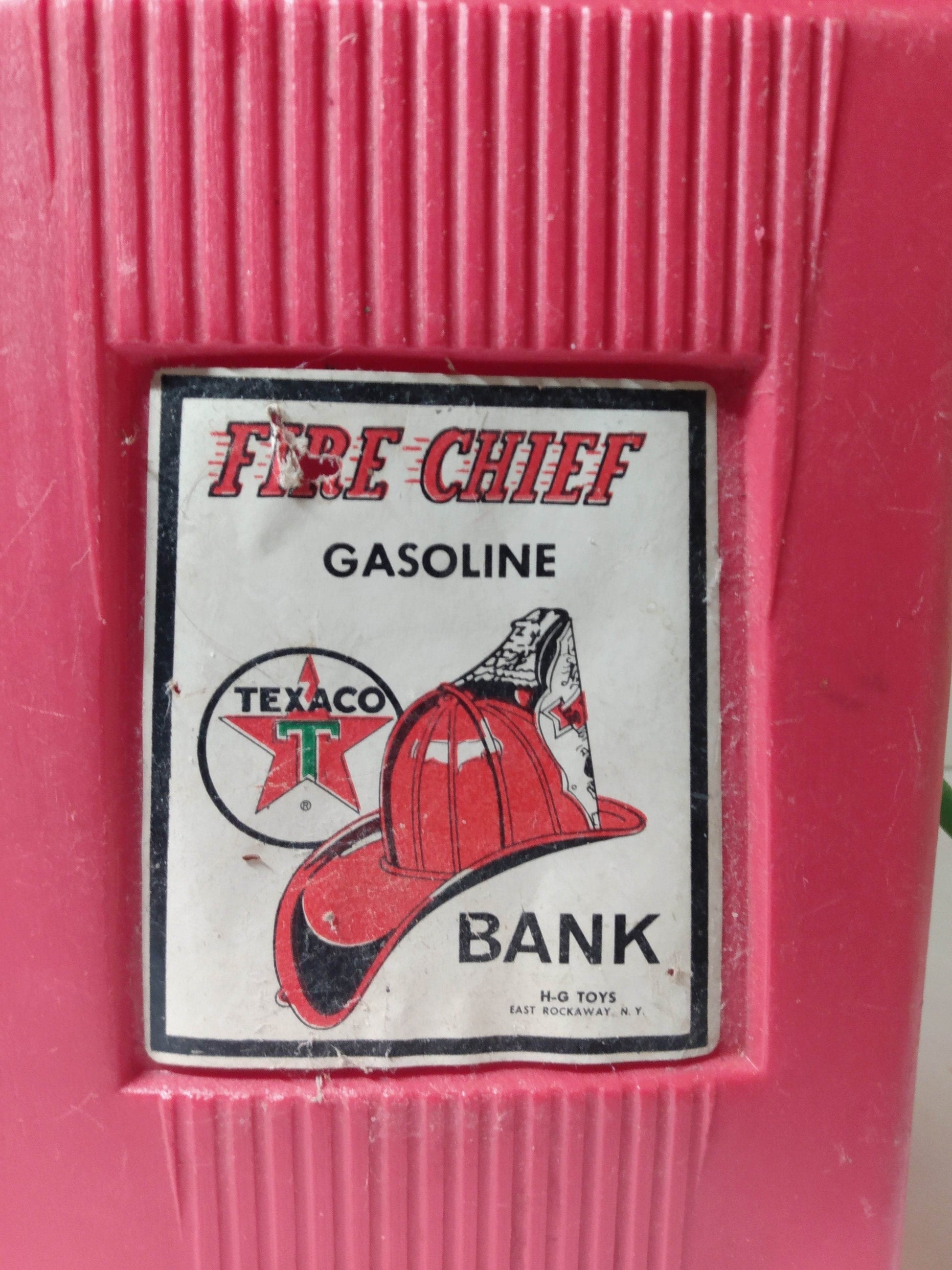 Texaco Fire Chief Gasoline Plastic Gas Pump Coin Bank H-G Toys 1960's - TulipStuff