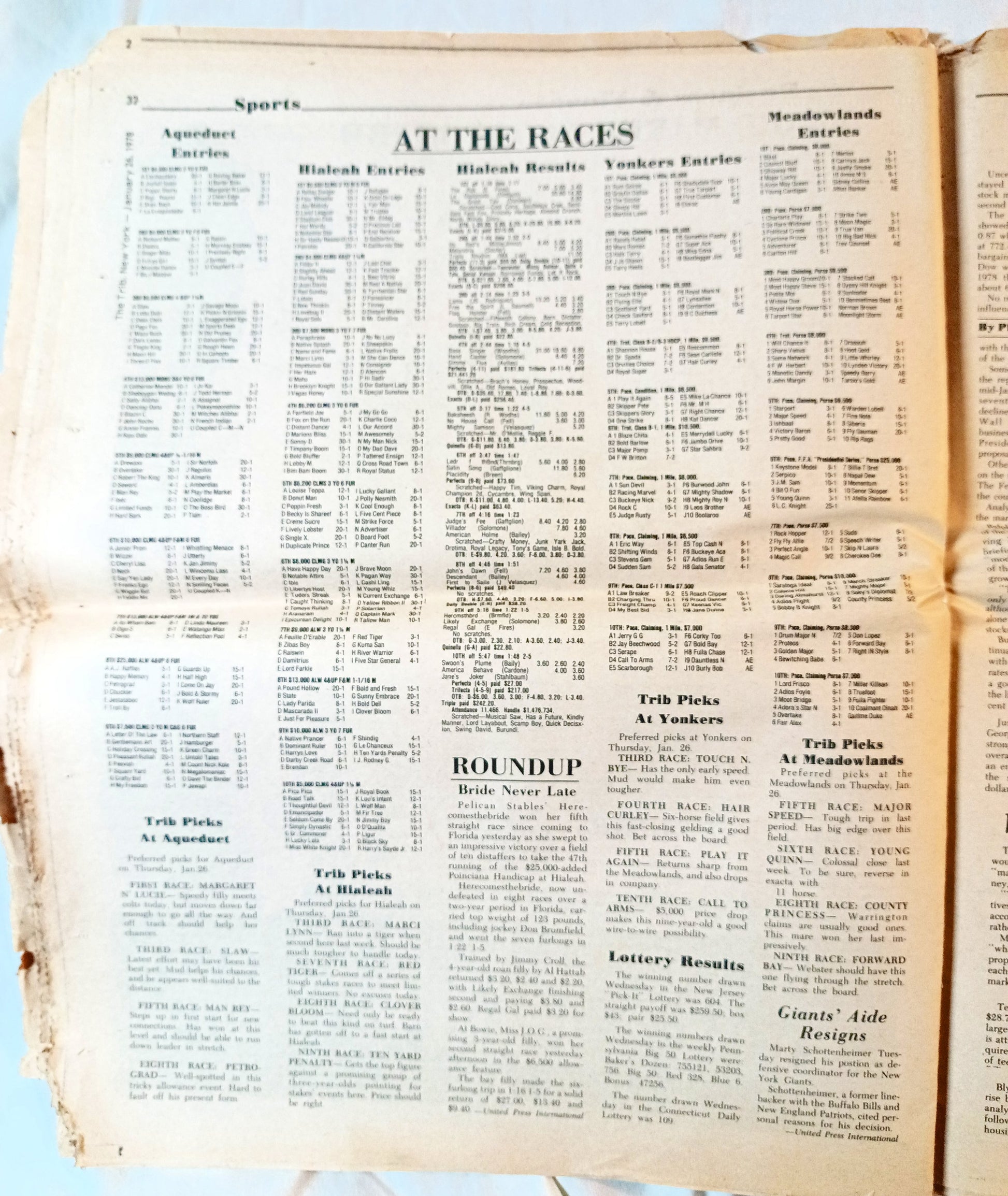 The Trib New York Tabloid Newspaper January 28 1978 NYC Flooding Sadat - TulipStuff