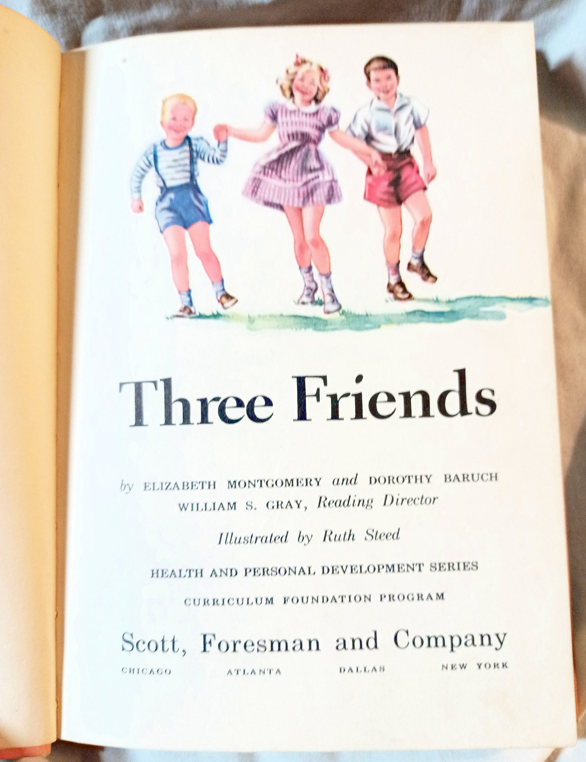 Three Friends Basic Readers Grade 2 Scott Foresman Hardcover 1948 - TulipStuff