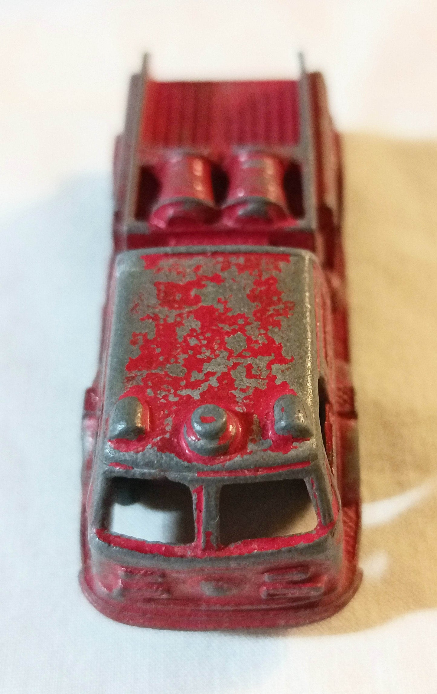 TootsieToy Pumper Fire Engine Chicago Diecast Metal Made In USA 1950's - TulipStuff