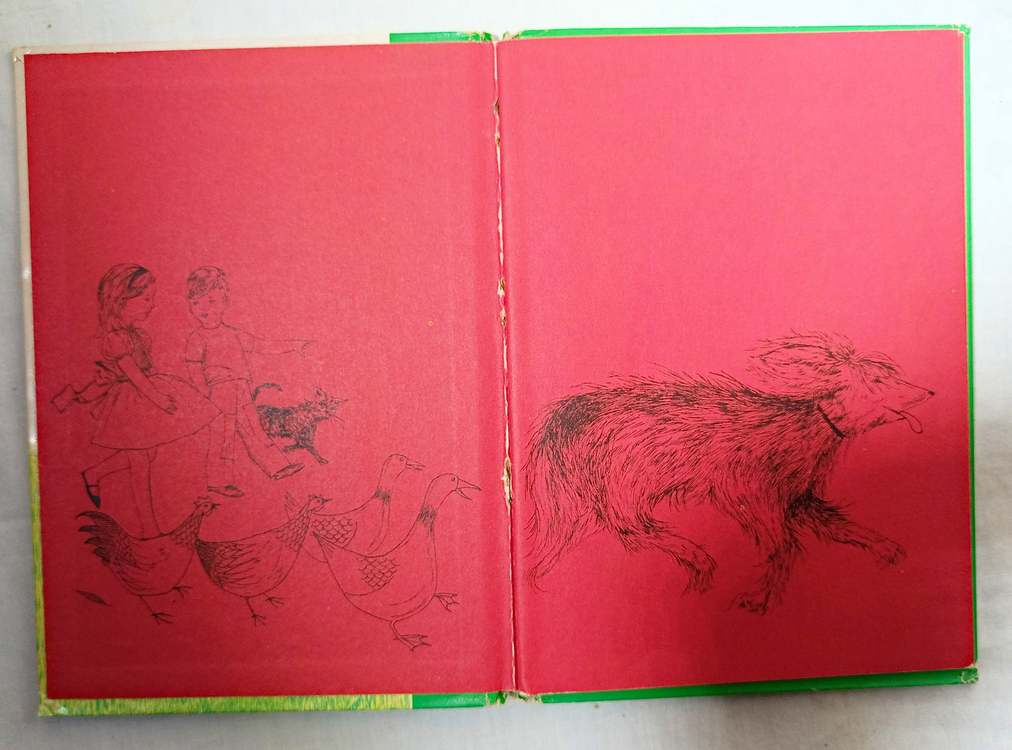 The Tuckers One Big Happy Family Jo Mendel Big Tell-A-Tale 1965 - TulipStuff
