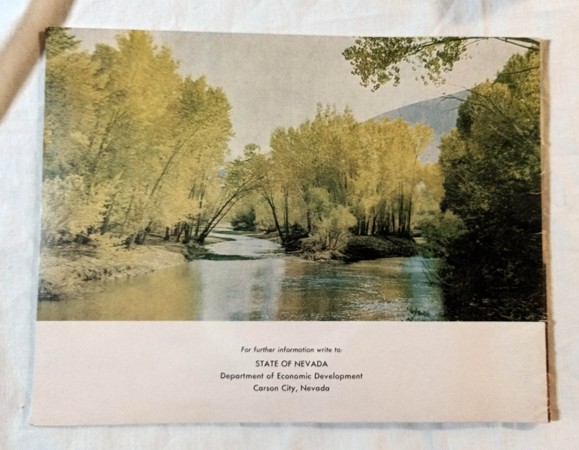 Vacation Guide To Nevada Visitors Photo Booklet 1959 - TulipStuff