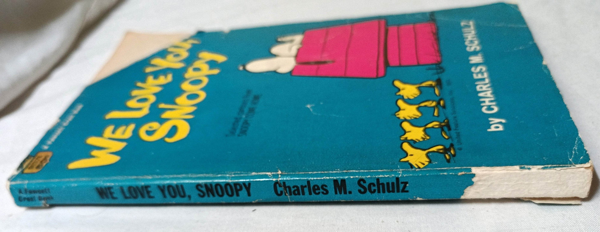 We Love You Snoopy Peanuts Charles M Schulz 1962 Printing Fawcett Crest - TulipStuff