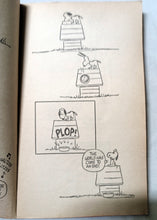 Load image into Gallery viewer, We Love You Snoopy Peanuts Charles M Schulz 1962 Printing Fawcett Crest - TulipStuff
