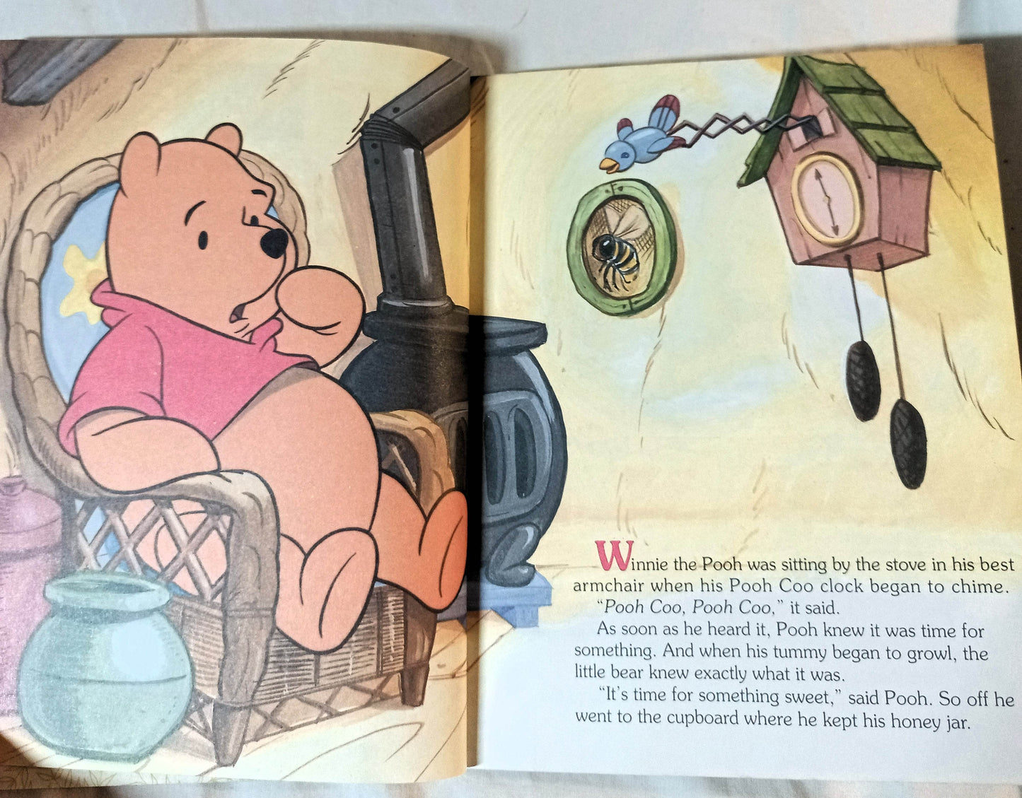 Winnie The Pooh And The Honey Tree Little Golden Book Mary Packard 1997 - TulipStuff