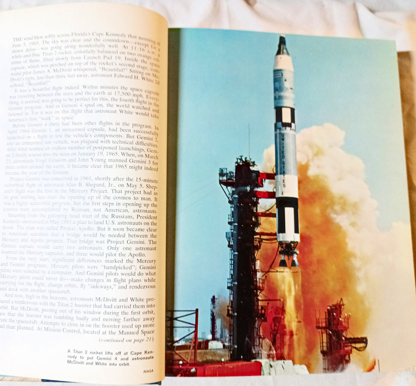 Young Peoples Book Of The Year 1966 Book of Knowledge Annual Grolier - TulipStuff