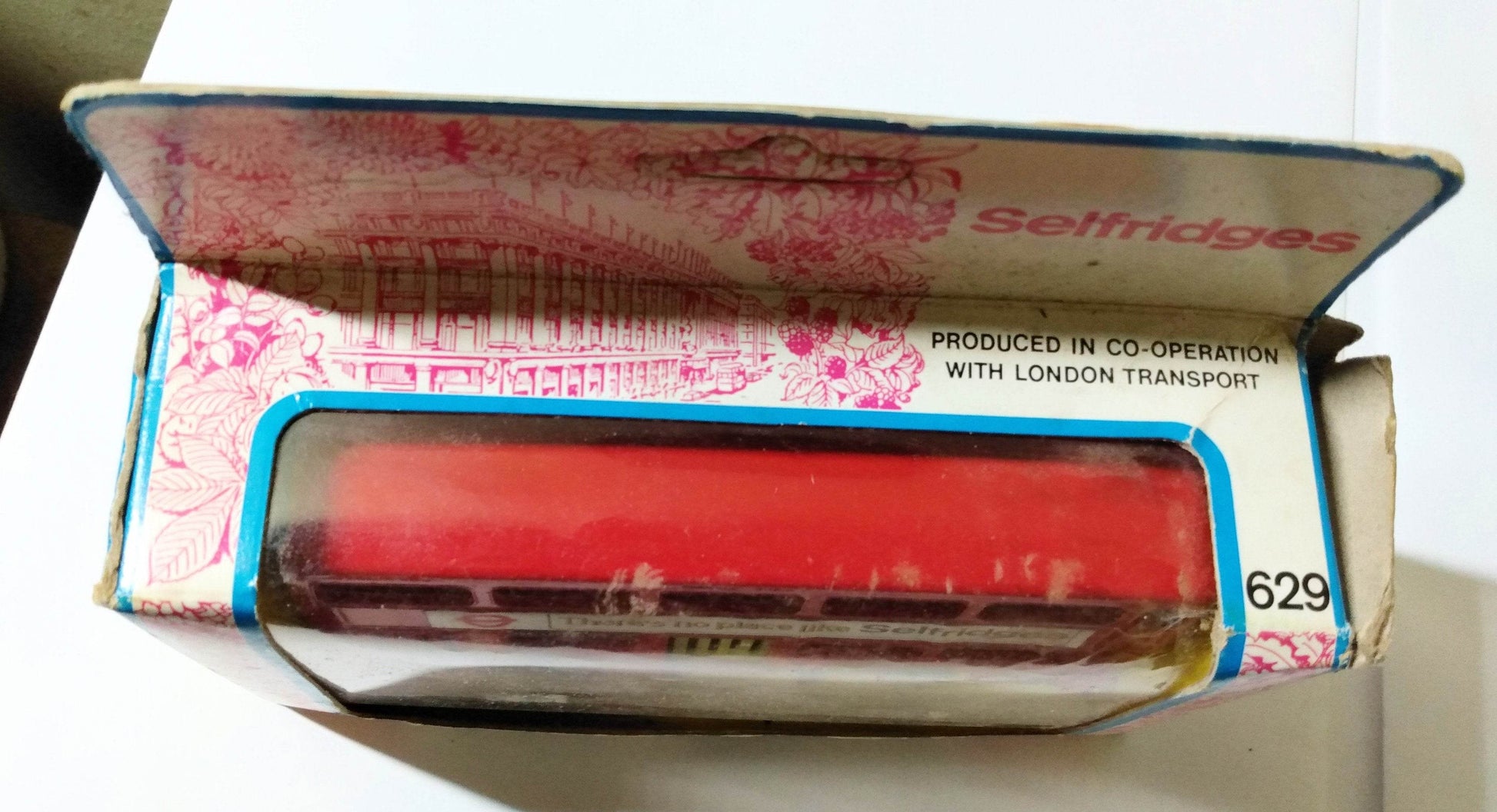 Zylmex 629 Selfridges London Transport Routemaster Bus DMS 588 1980's - TulipStuff