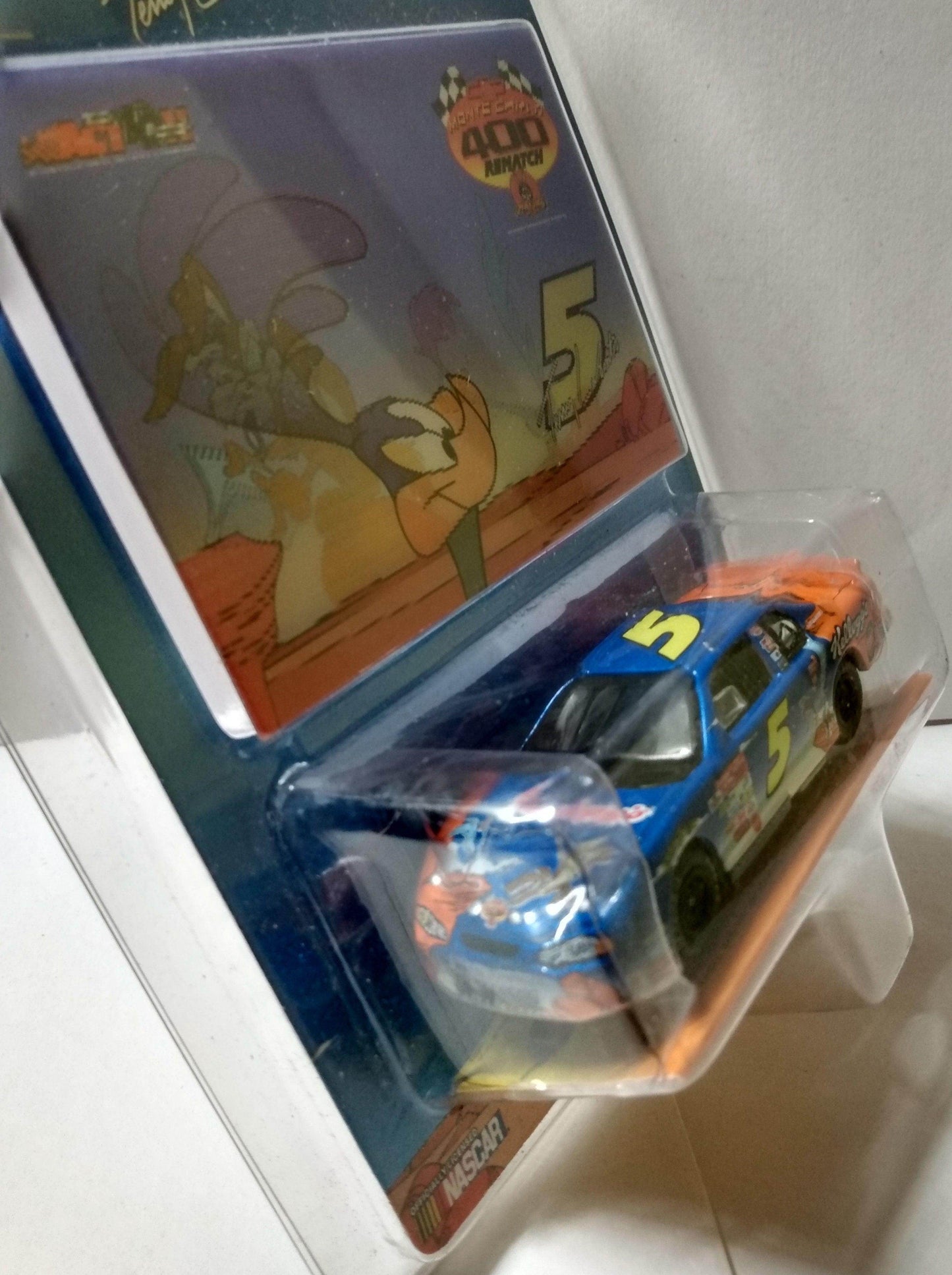 Action Racing 2002 Terry Labonte Kellogg's Looney Tunes Rematch ltd ed - TulipStuff