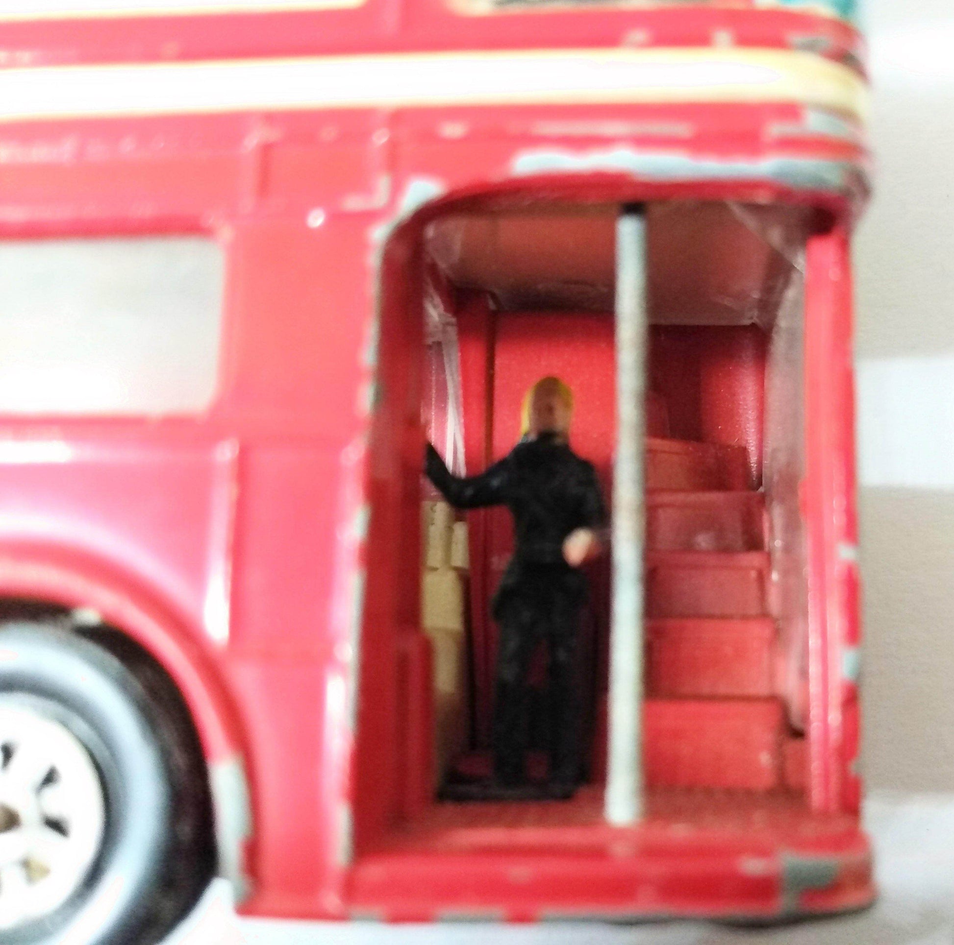 Corgi Toys 469 BTA Welcome to Britain London Transport Routemaster Bus - TulipStuff