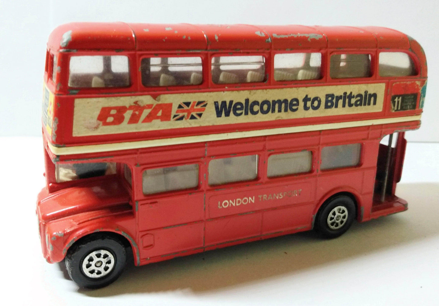 Corgi Toys 469 BTA Welcome to Britain London Transport Routemaster Bus - TulipStuff