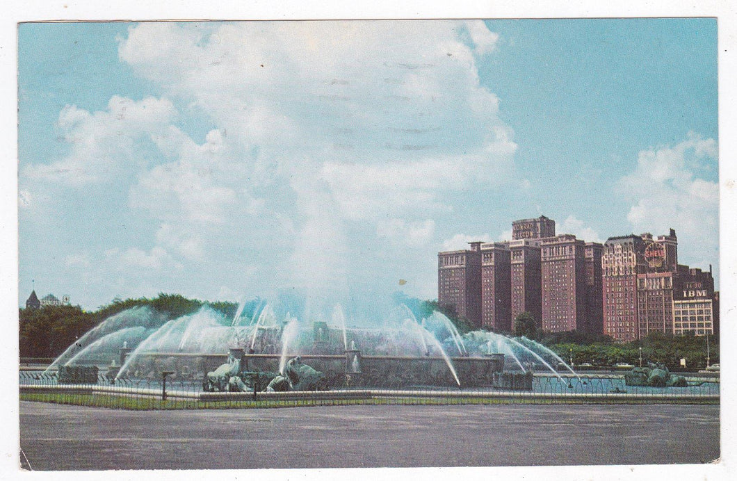 Conrad Hilton Hotel Grant Park Fountain Chicago Illinois 1958 - TulipStuff