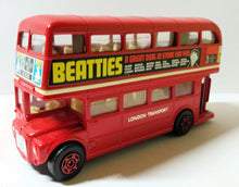 Load image into Gallery viewer, Corgi Toys 469 Beatties London Transport Routemaster Bus 1984 - TulipStuff
