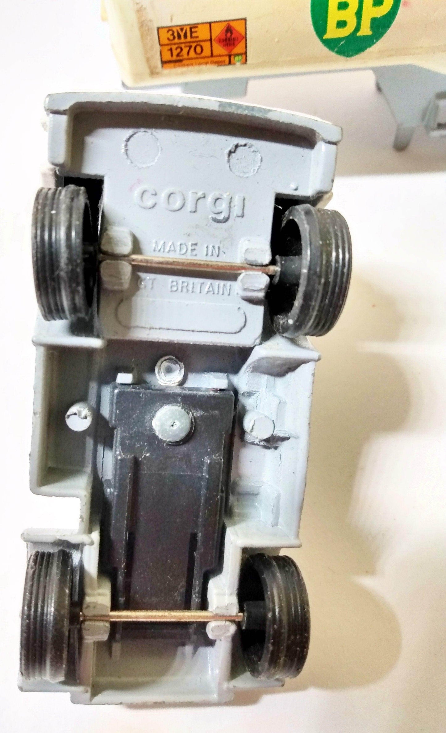 Corgi C1264 BP British Petroleum Seddon Atkinson Gas Tanker Truck 1987 - TulipStuff