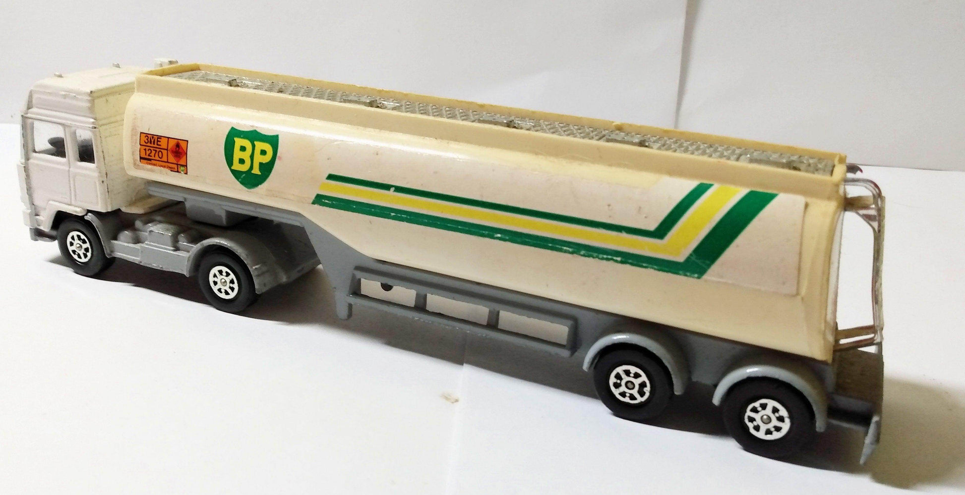 Corgi C1264 BP British Petroleum Seddon Atkinson Gas Tanker Truck 1987 - TulipStuff