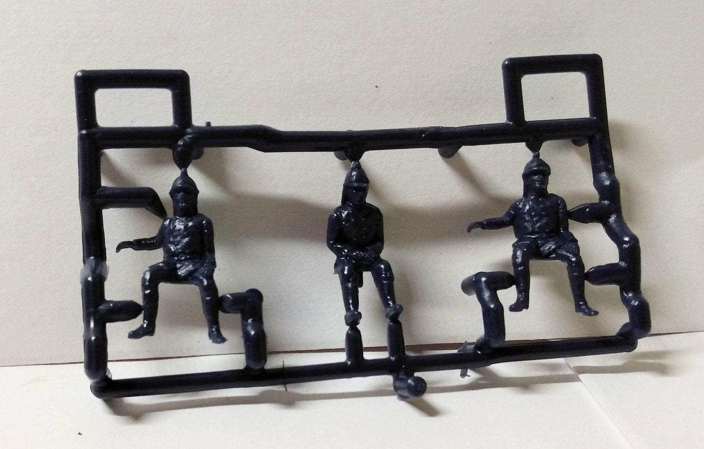 Lledo Models of Days Done DG12 1934 Dennis Fire Engine Bermuda - TulipStuff