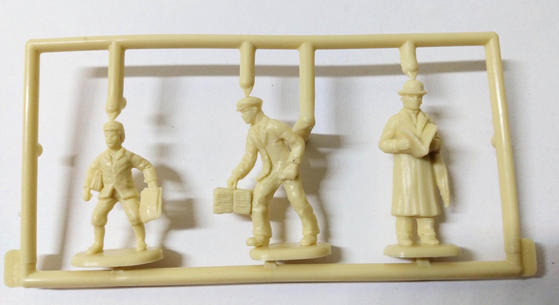 Lledo Days Gone DG15 1932 AEC Regent London Transport Bus TV Times - TulipStuff