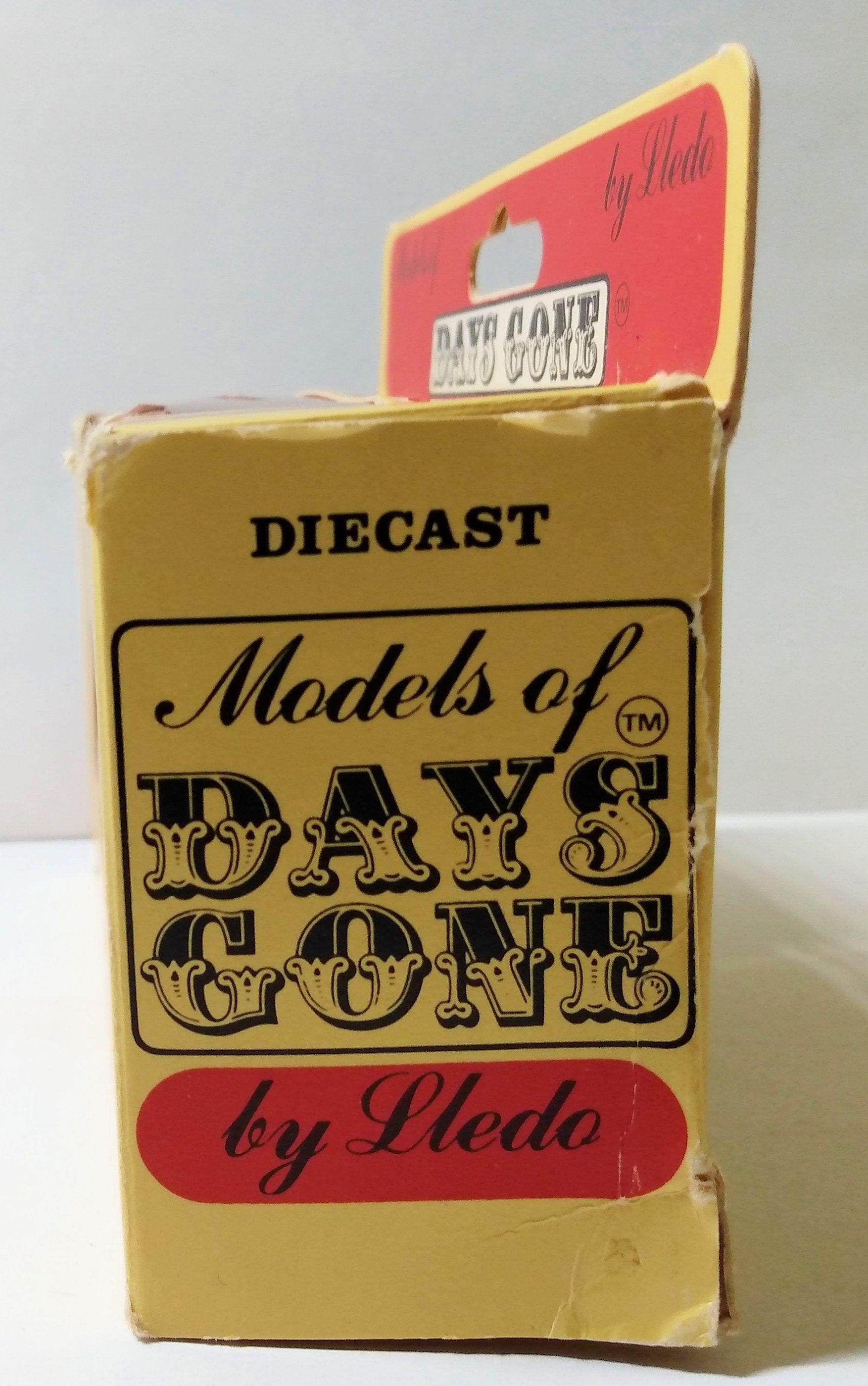 Lledo Days Gone DG15 1932 AEC Regent London Transport Bus TV Times - TulipStuff