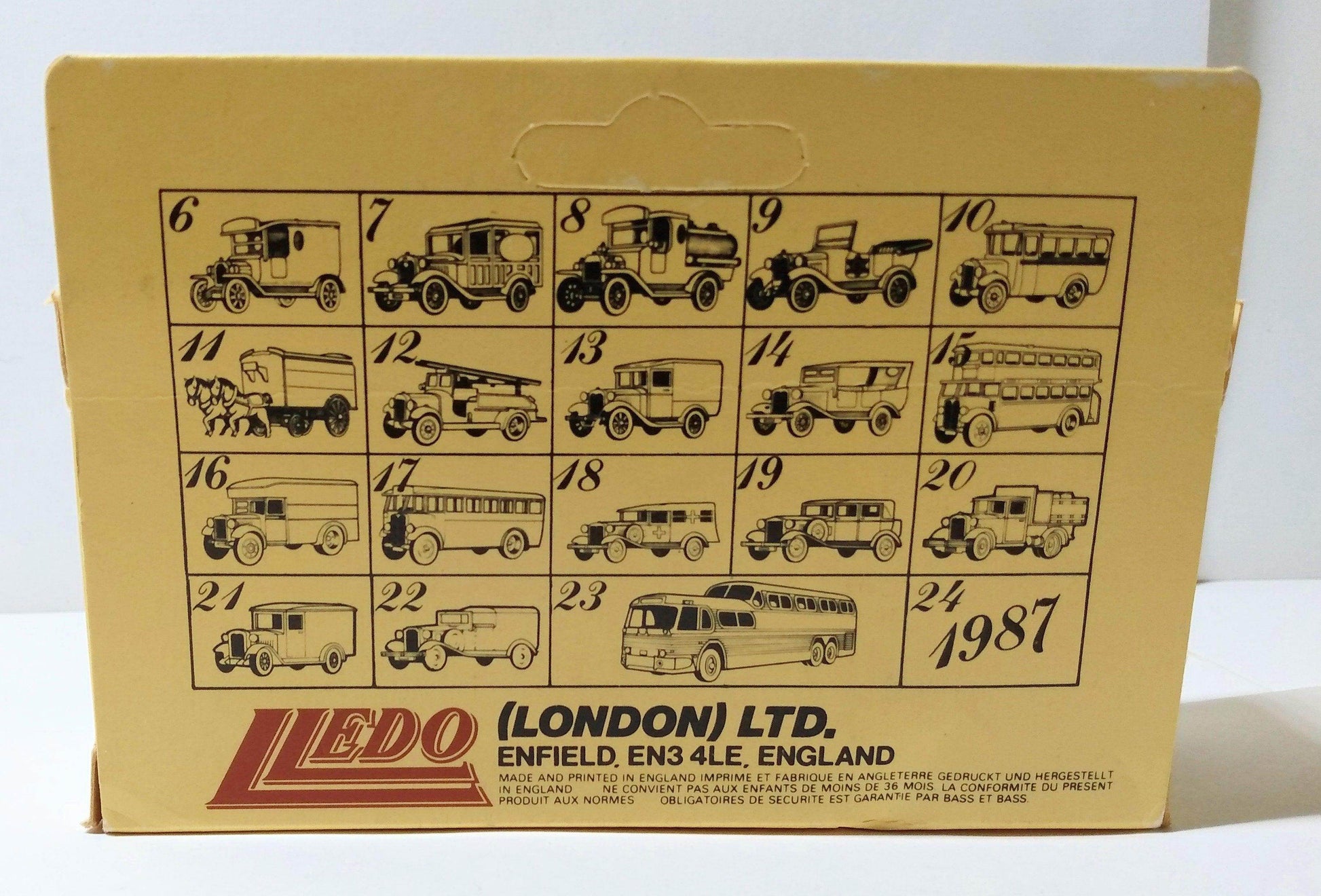 Lledo Days Gone DG21 1934 Chevrolet Van Dr Pepper Dallas - TulipStuff