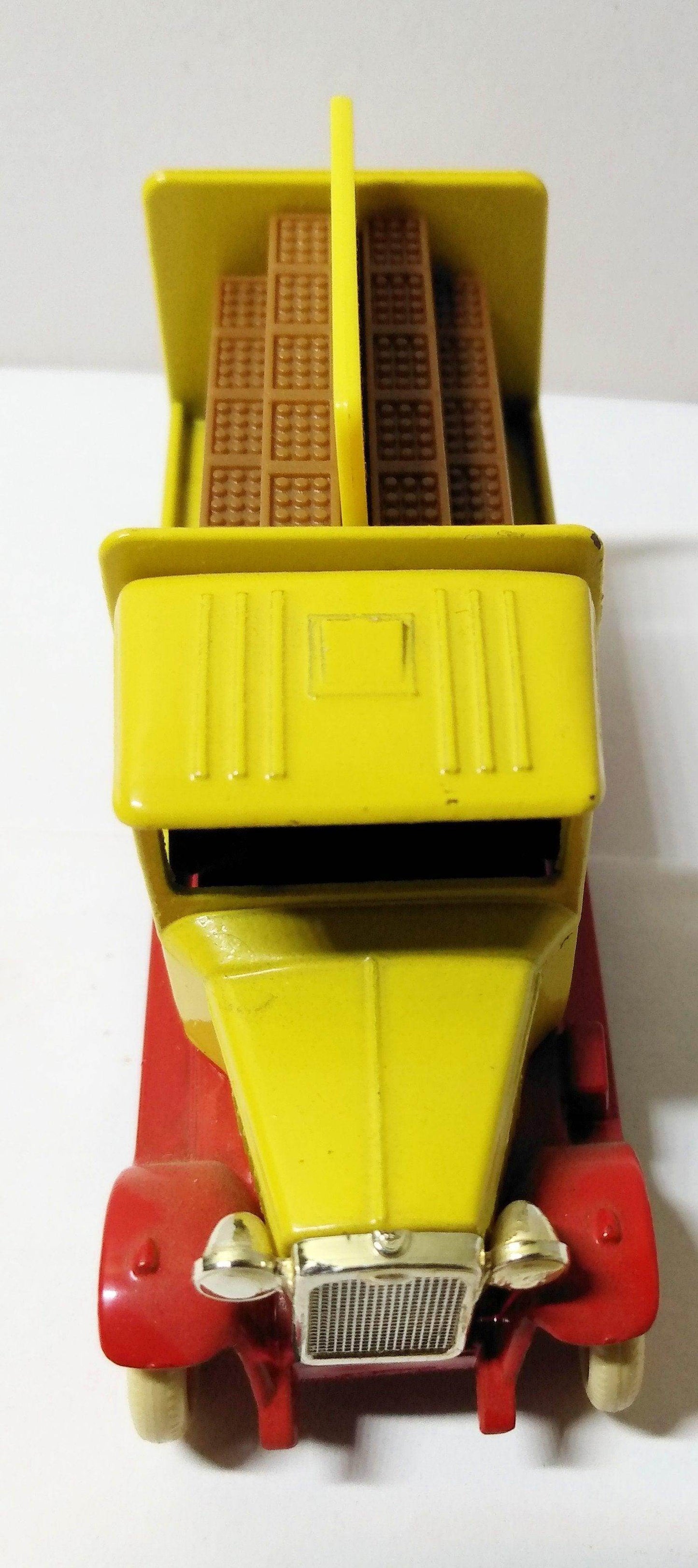 Lledo Models of Days Done DG26 Schweppes 1934 Chevrolet Bottle Truck - TulipStuff