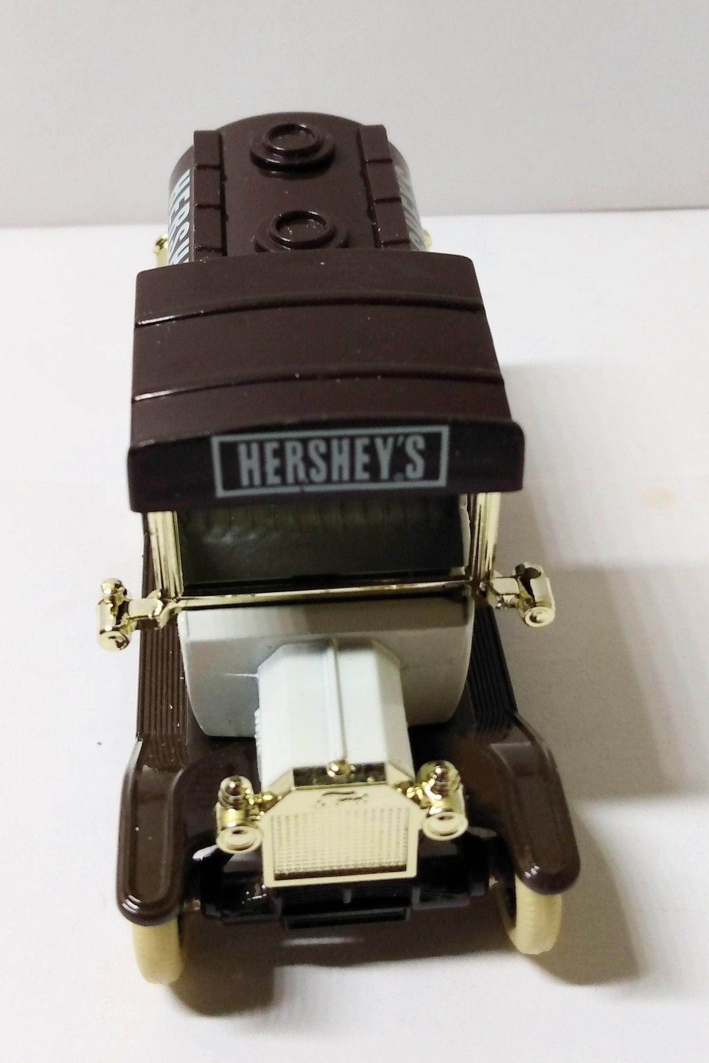 Lledo DG8 Hershey's Chocolate Milk 1920 Ford Model T Tanker Truck - TulipStuff