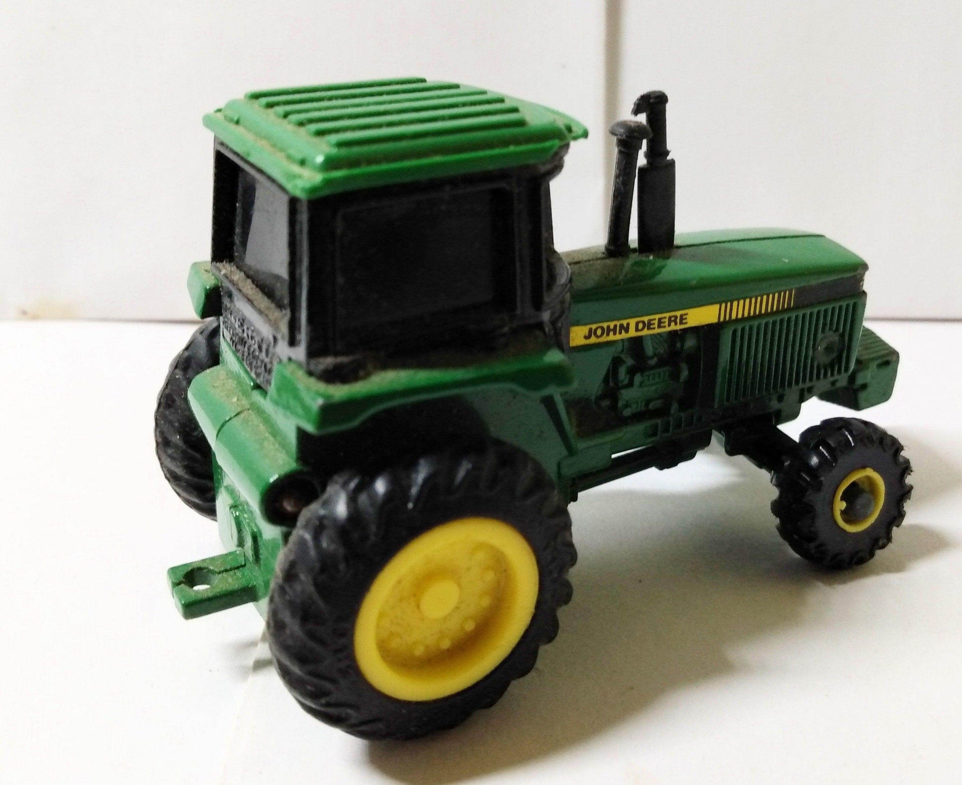 Ertl #4092 Pow-R-Pull John Deere Tractor Pull Back Friction 1980's - TulipStuff