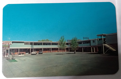 Hinton's Downtown Motel Laramie Wyoming 1960's Postcard - TulipStuff