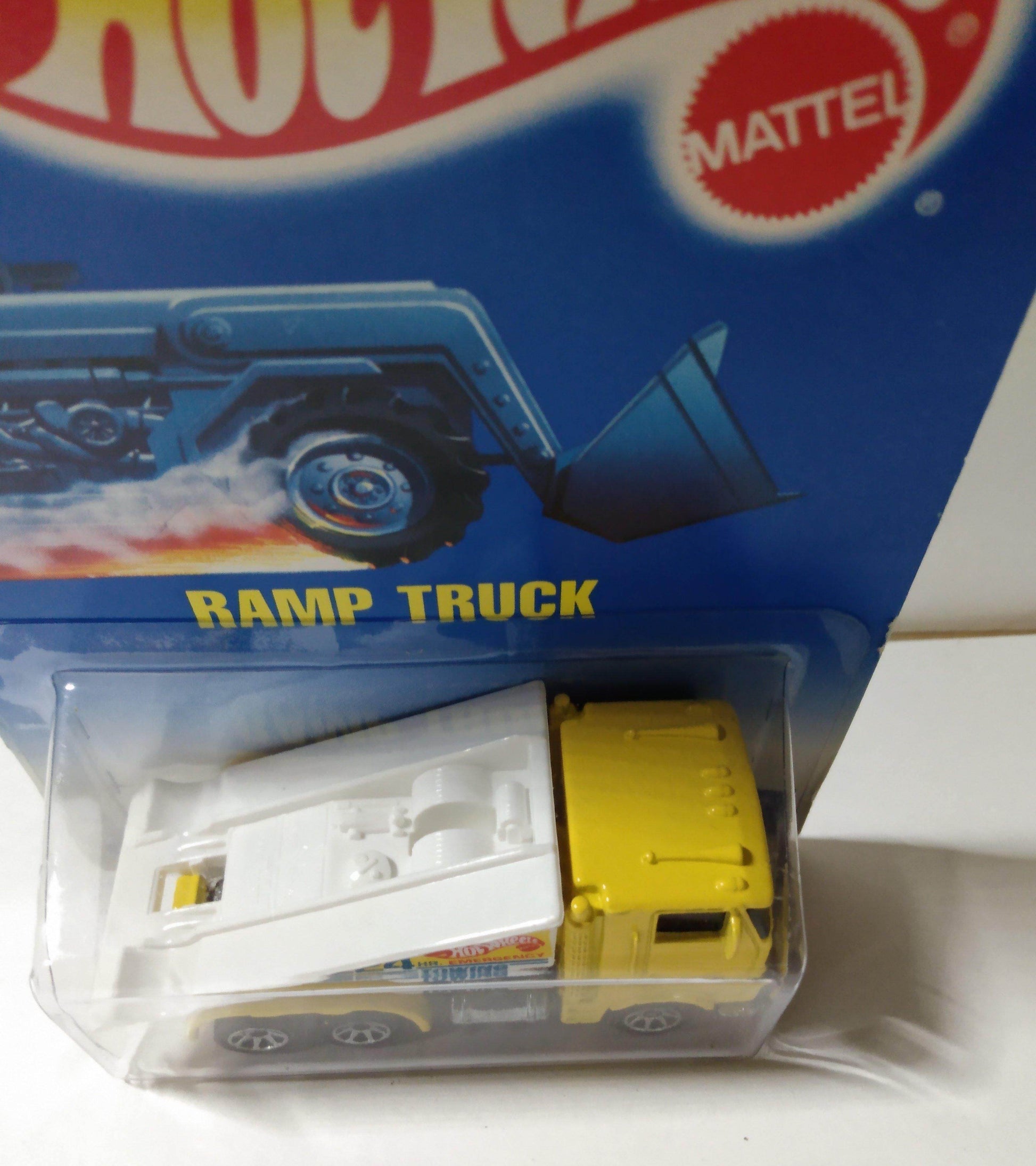 Hot Wheels Collector #187 Ramp Truck Emergency Towing 1996 sp7 - TulipStuff