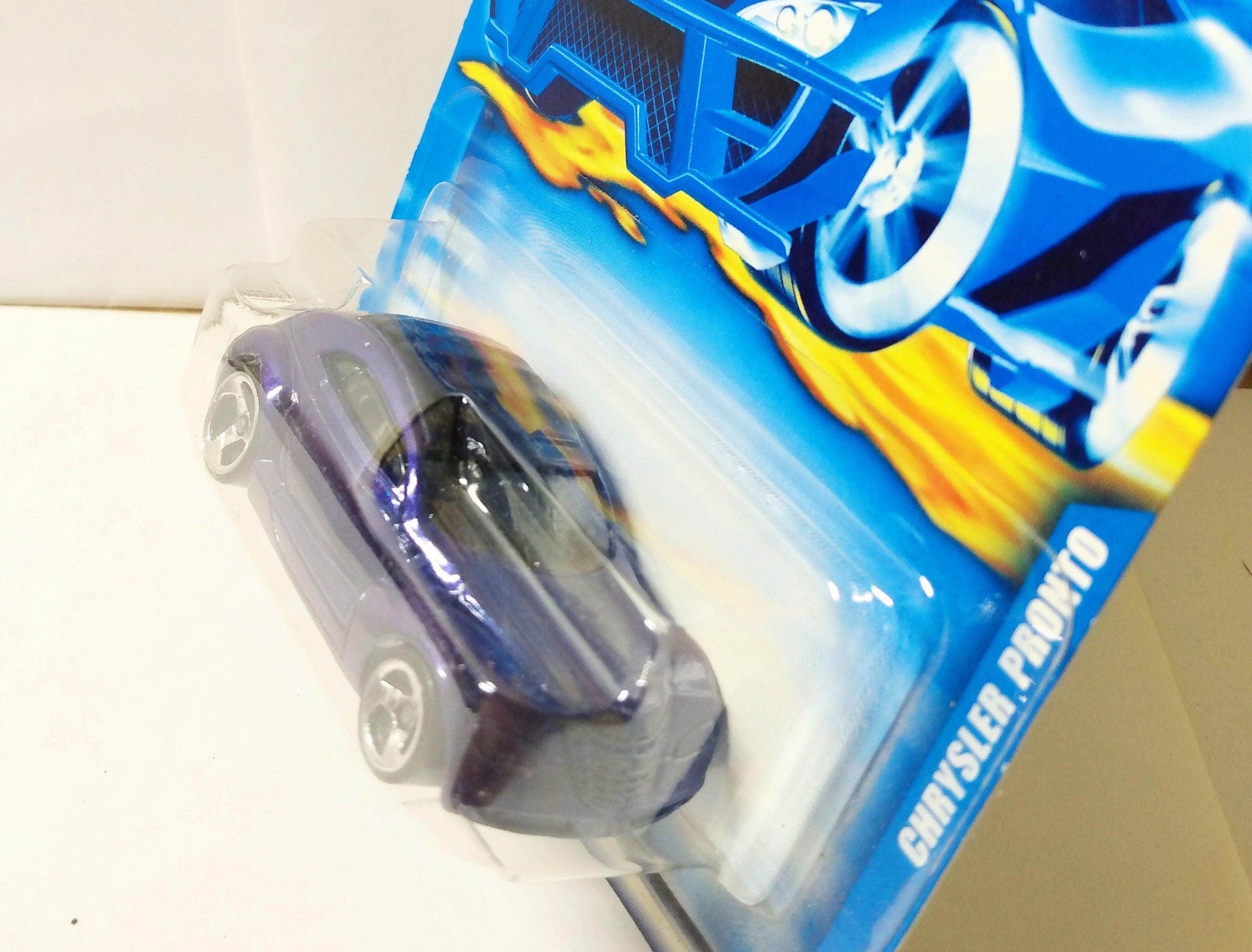 Hot Wheels 2000 Collector #150 Chrysler Pronto Purple - TulipStuff