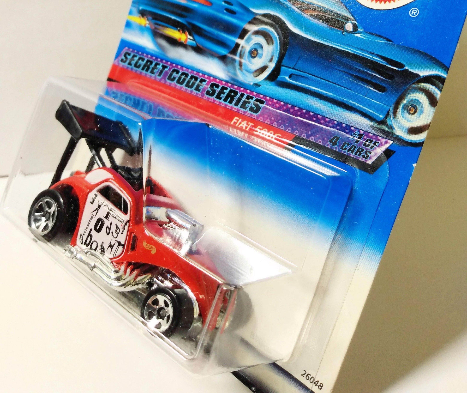 Hot Wheels Secret Code Fiat 500C 2000 Collector #045 - TulipStuff