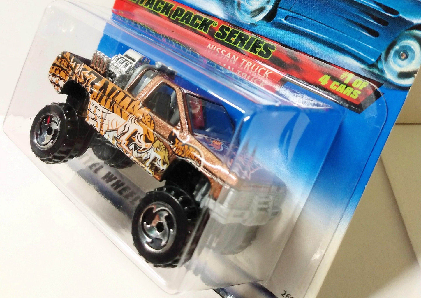 Hot Wheels Attack Pack Series Nissan Hardbody Truck 2000 #021 - TulipStuff