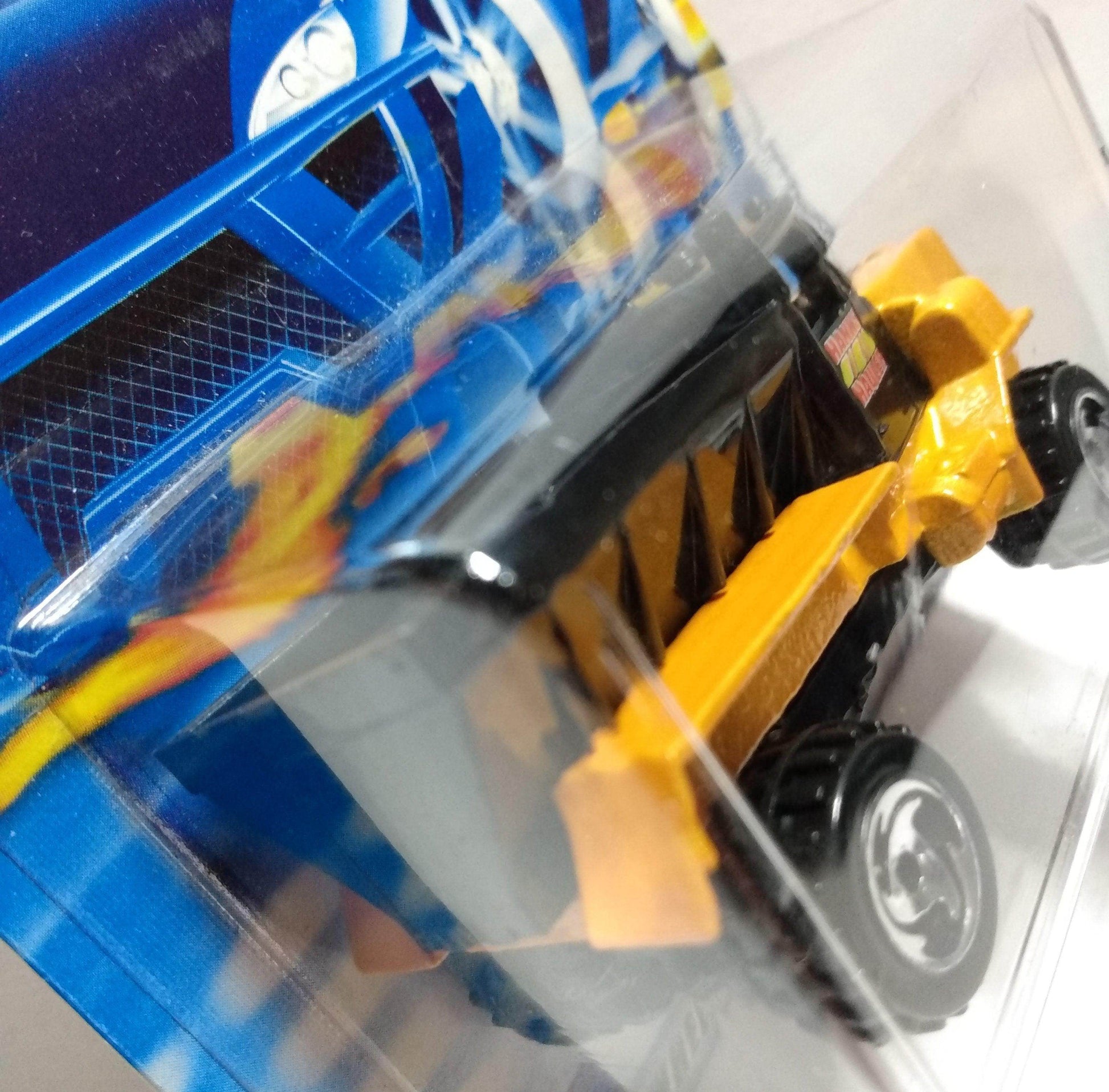 Hot Wheels 2000 Collector #233 Oshkosh Snowplow Hank's Hauler - TulipStuff