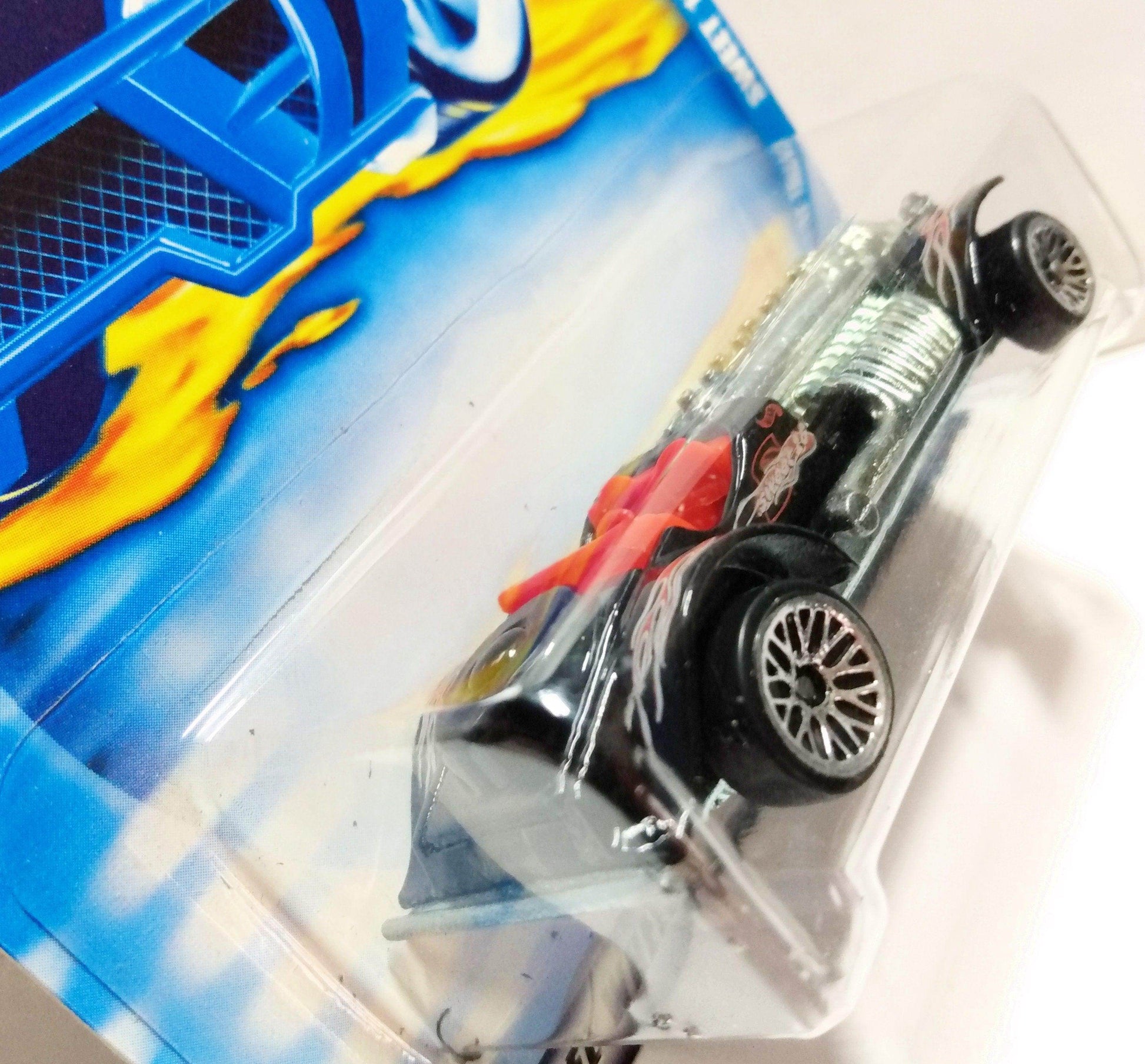 Hot Wheels 2000 Collector #220 Sweet 16 Convertible Roadster - TulipStuff