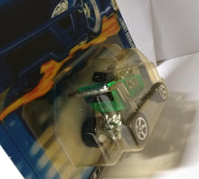 Load image into Gallery viewer, Hot Wheels 2002 Collector #189 Express Lane Shopping Cart - TulipStuff
