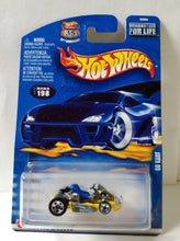 Load image into Gallery viewer, Hot Wheels 2002 Collector #198 Go Kart - TulipStuff
