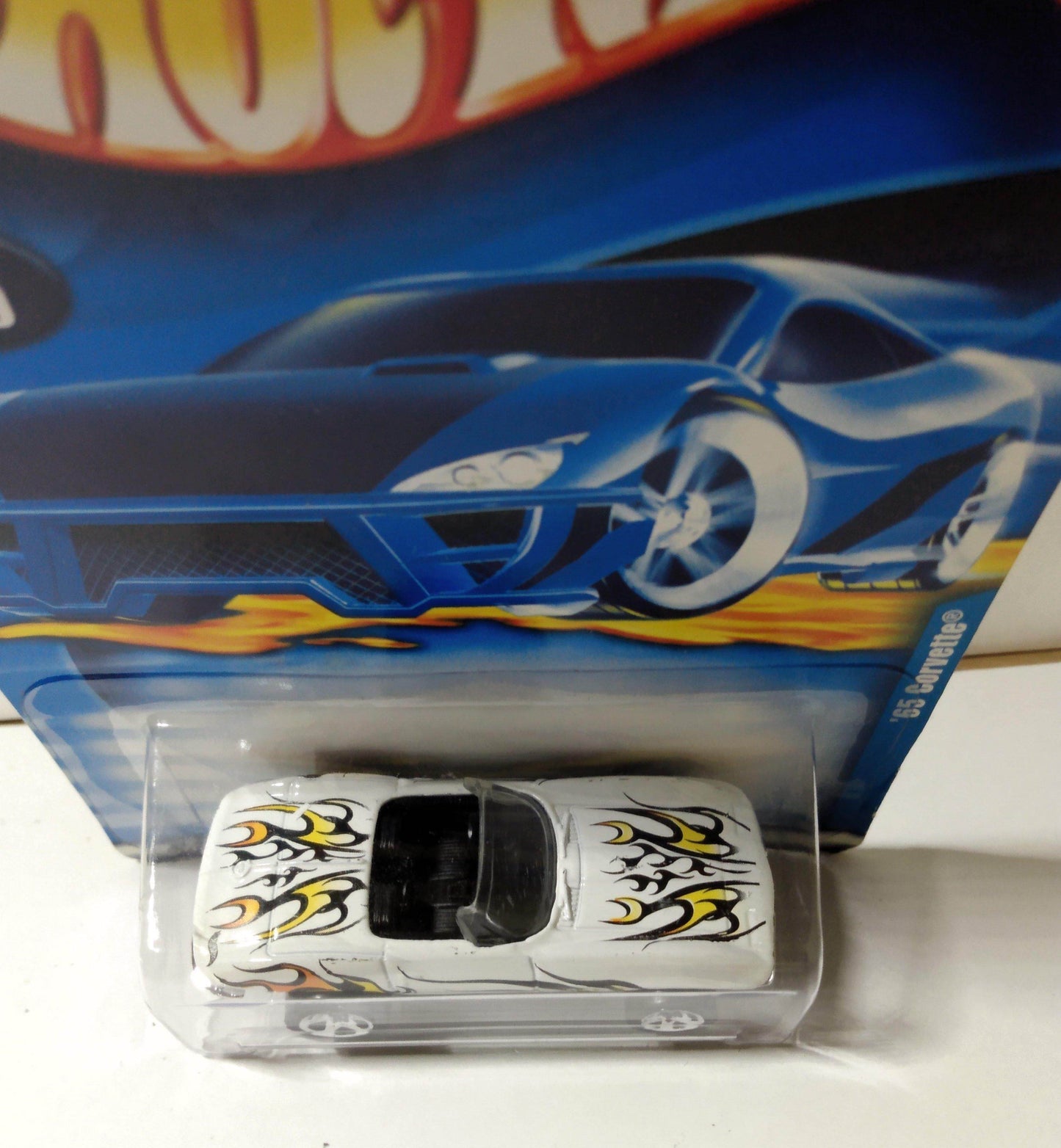 Hot Wheels 2001 Collector #109 '65 Chevrolet Corvette Convertible - TulipStuff