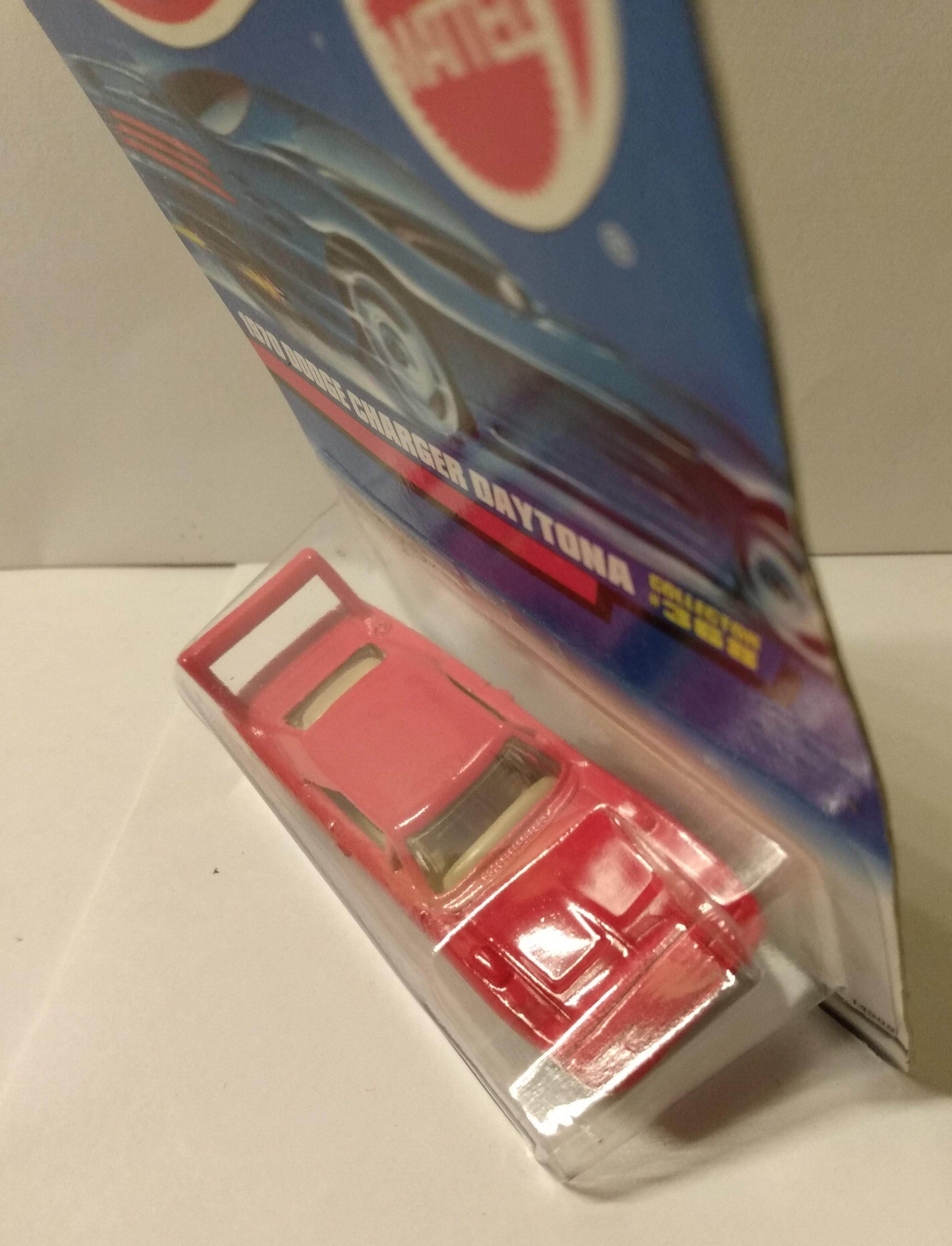 Hot Wheels Collector #368 1970 Dodge Daytona Charger 1997 - TulipStuff
